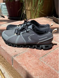 On Cloud 6 waterproof men’s 10.5