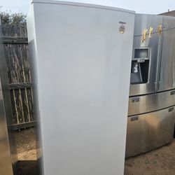 Whirlpool White Upright Freezer 🧊