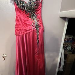 Tony Bowls Fancy Gown Size 4 Gently Used
