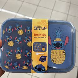 NWT Disney stitch Bento Box with snap lock lid & fork