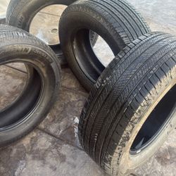 Tires Michelin 265-65-18