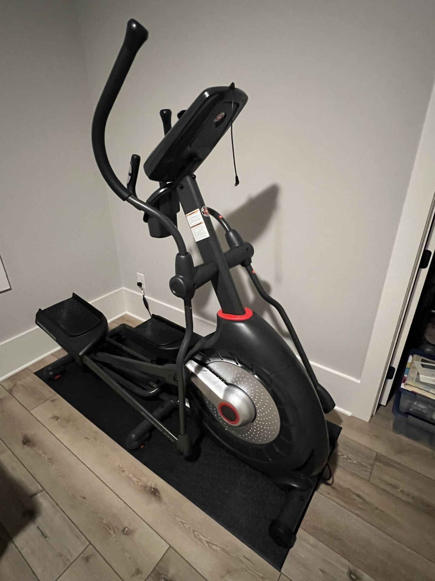 Schwinn 470 Fitness Elliptical