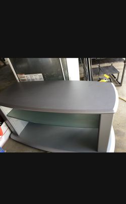 Tv stand / entertainment center