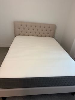 Queen Size IKEA HAUGSVAR Firm Innerspring Mattress – For Sale