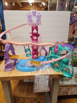 Shimmer and Shine Teenie Genies