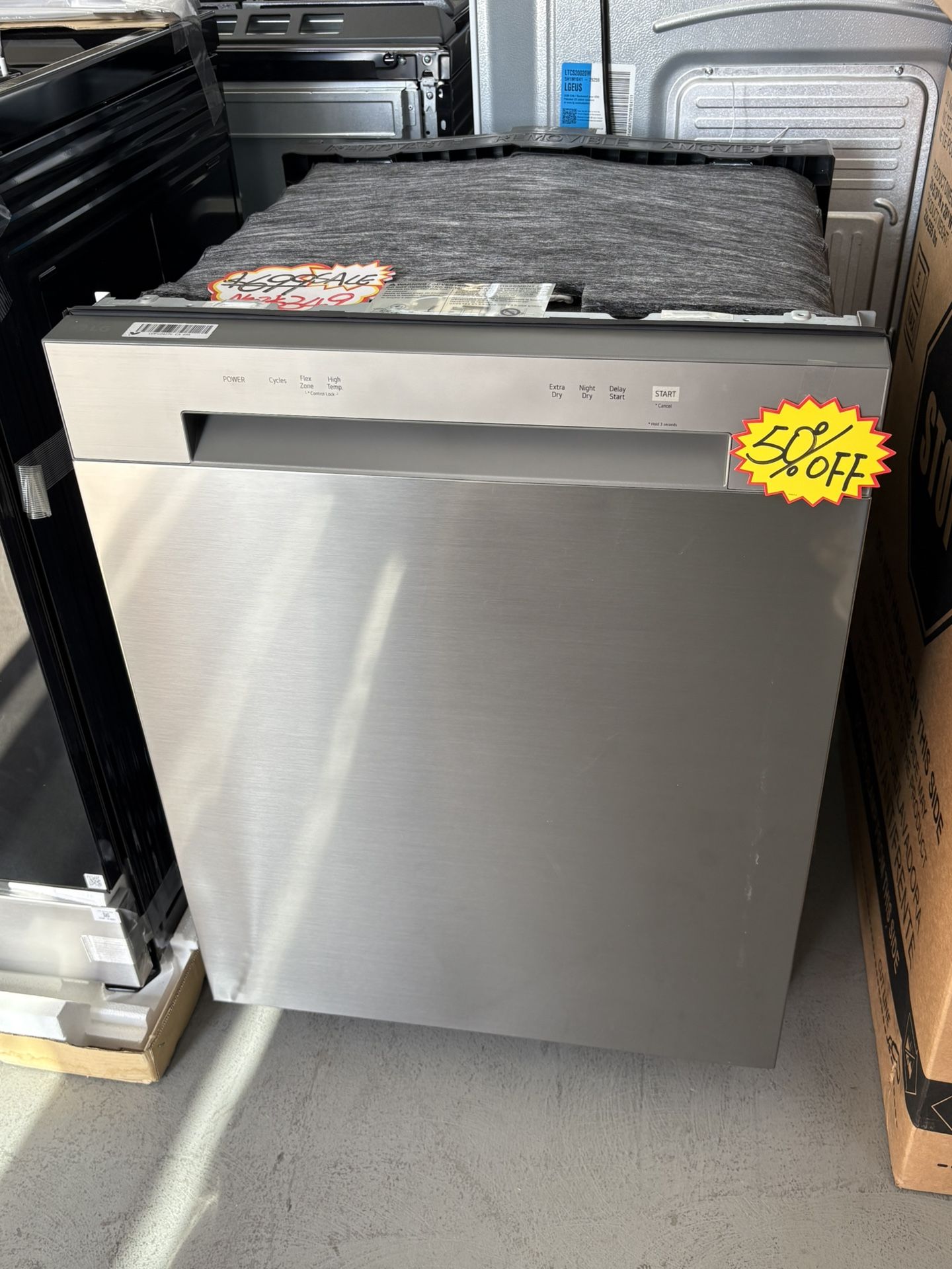LG 24” Dishwasher (Stainless Steel Tub)👍