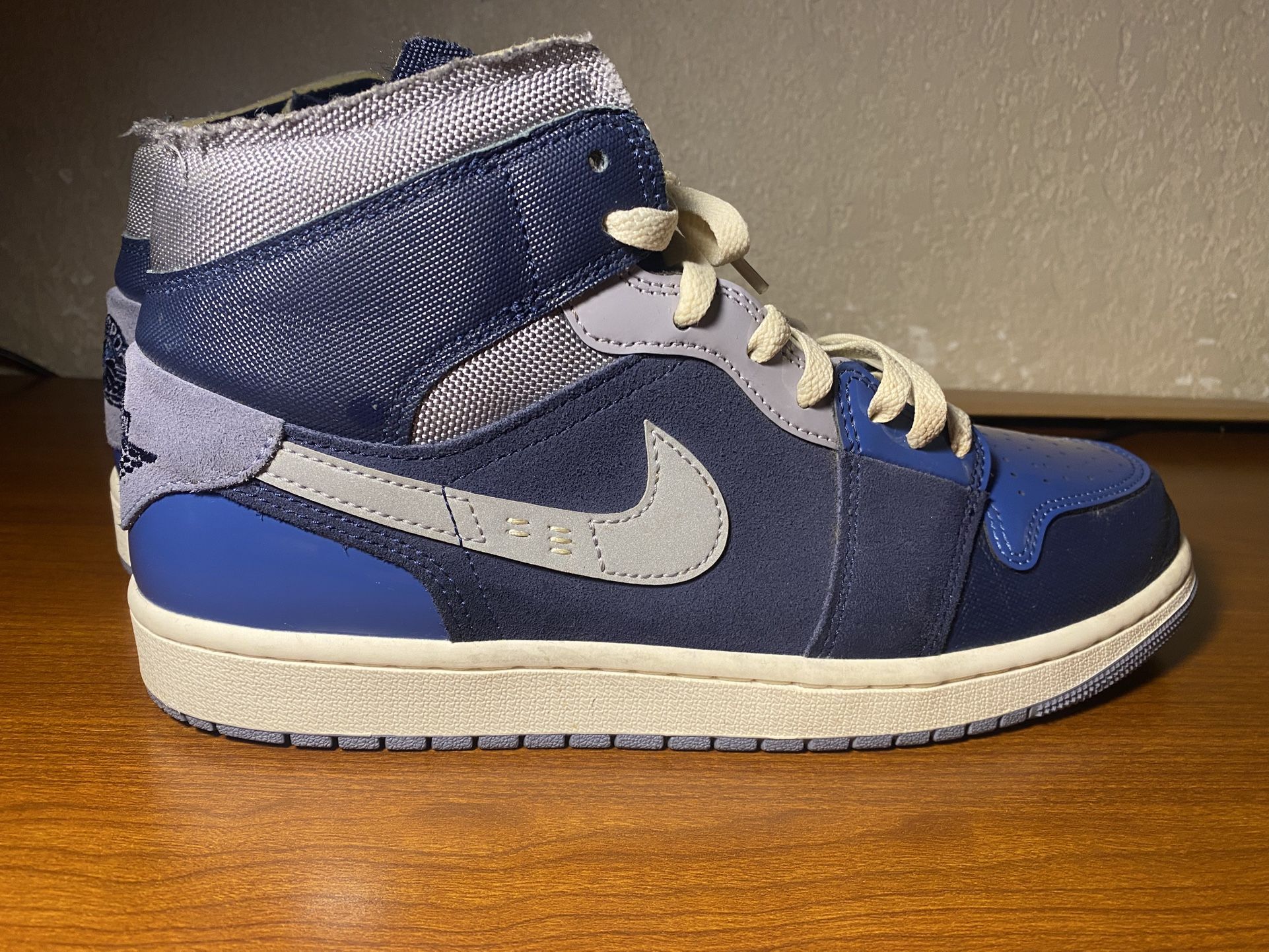 Size 10 - Nike Air Jordan 1 Retro SE Craft Mid Inside Out - Obsidian Blue