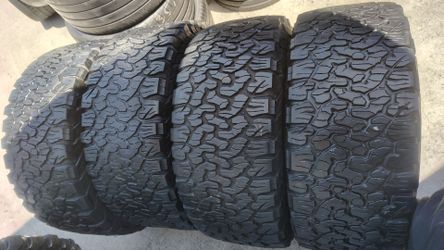 Set de llantas todo terreno bfgoodrich all Terrain ko2 LT 33x12.50/R/17