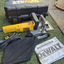 DEWALT DW682 Plate Joiner.
