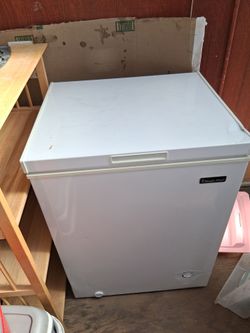 Magic Chef White Chest Freezer