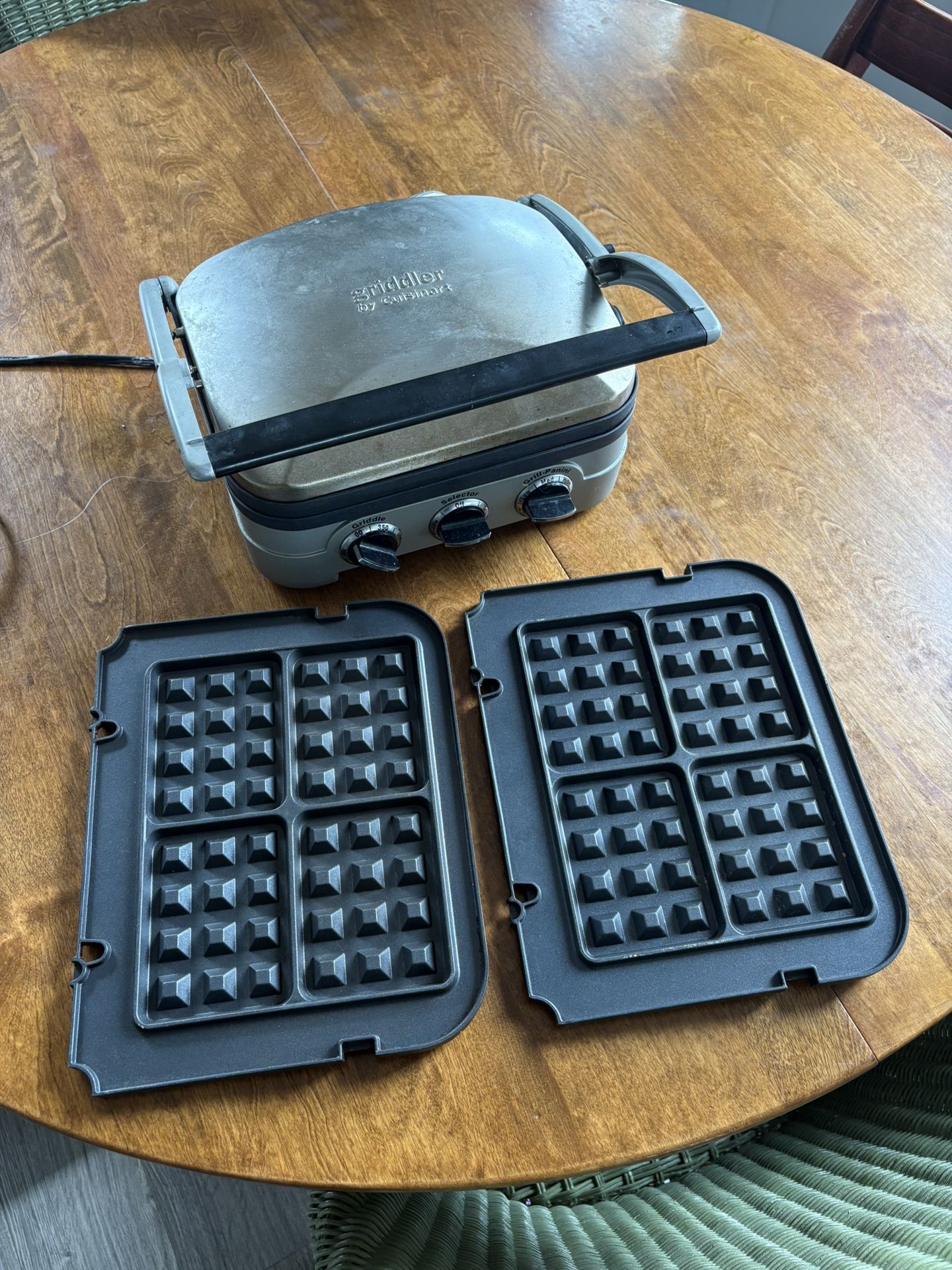 Cuisinart Griddler GR 4NP1 w/ Waffle Plates – Grill, Griddle