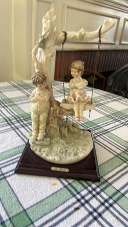 Vintage porcelain figure model capodimont