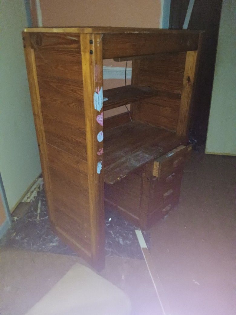 Wood Computer Desk With Light Hook Up