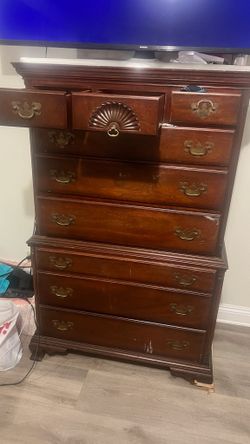 Mahogany Vintage Dresser