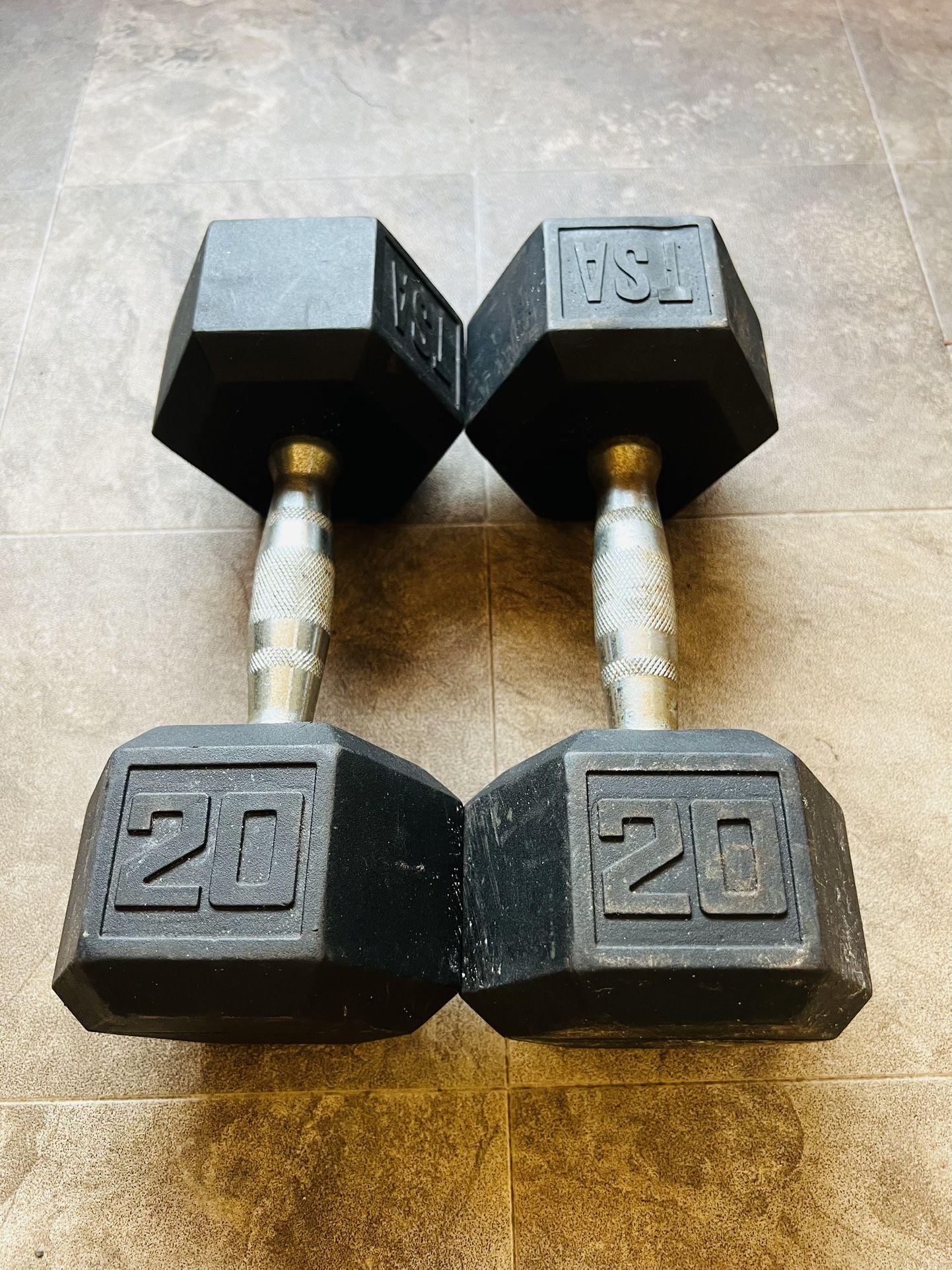CAP 20lb Rubbber HEX Dumbbells