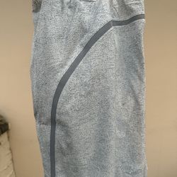 Lululemon 7in Large shorts