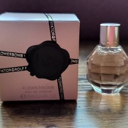 NIB - Flower Bomb Perfume - See Details 