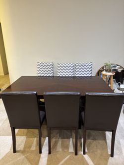 Rectangle Dinning Table With 6 Chairs