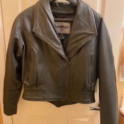Genuine Harley-Davidson leather jacket  Ladies Medium