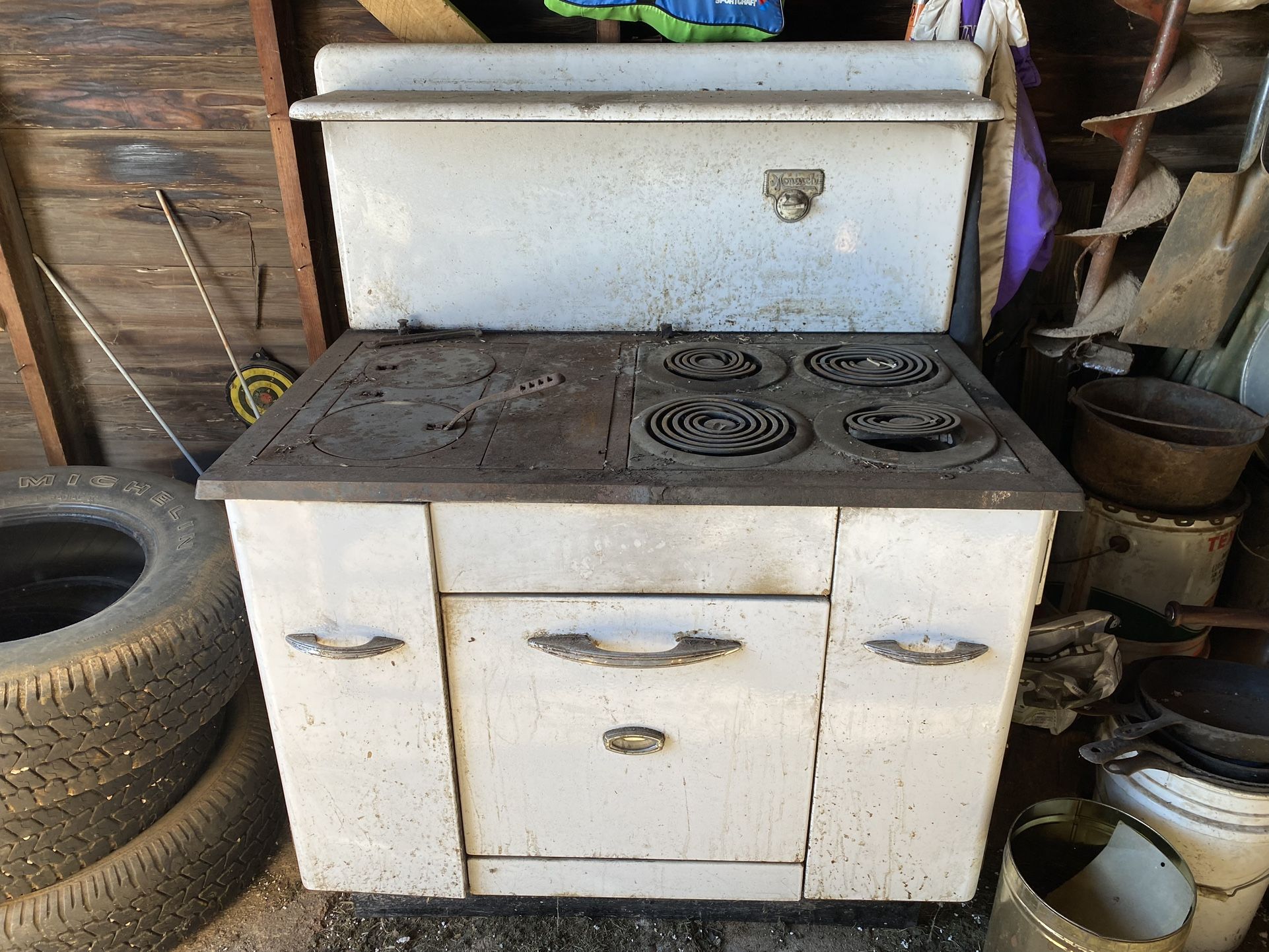Monarch Early 1900s Wood/Electric Stove