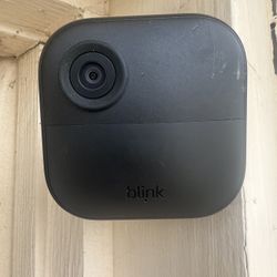 (2) Blink Outdoor 4 Cameras, Mounts & Sync module 