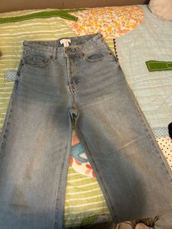 H&M straight baggy, light blue, size 4
