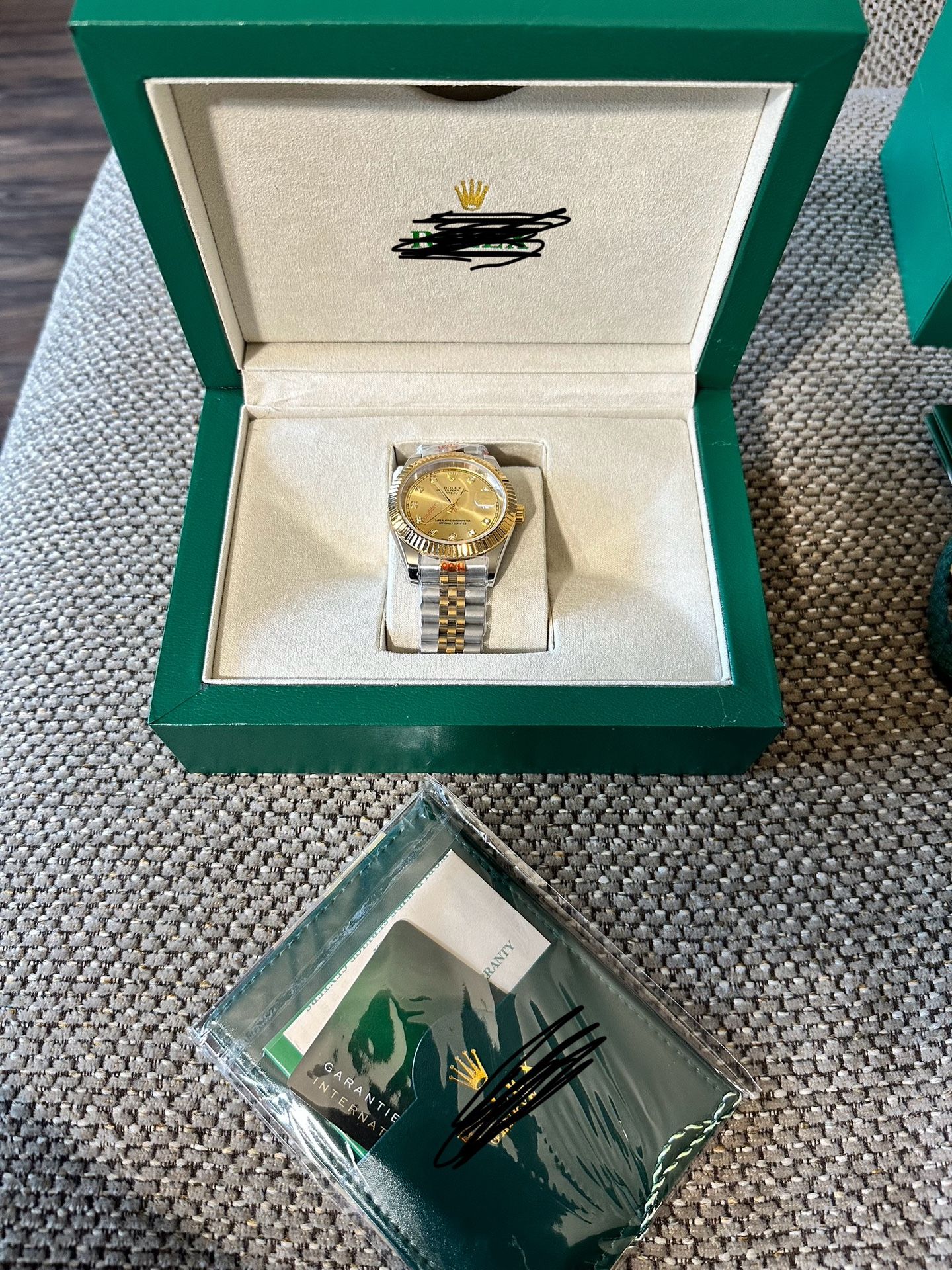 41mm Dațè Just Gold Face