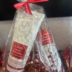 Valentine’s Day Gift Sets