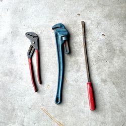 Pipe Wrench, Locking Plier Wrench, Pry Bar