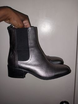 Size 7.5 Dark Silver/chrome/metallic Short Women's Leather Boots