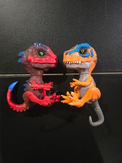 Dinosaur Fingerlings