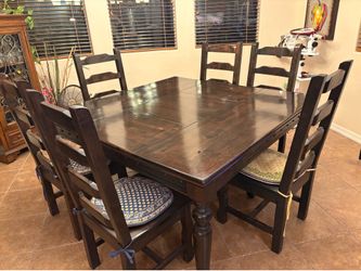 Tuscan Table and 6 Chairs