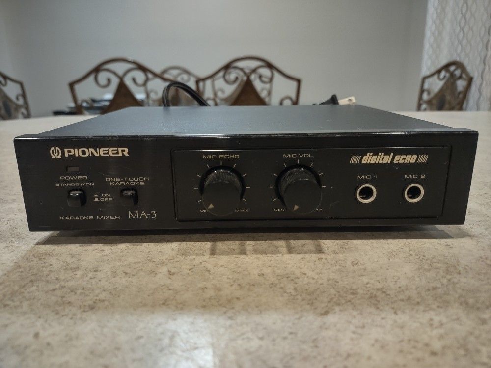 Pioneer MA-3 Karaoke Mixer