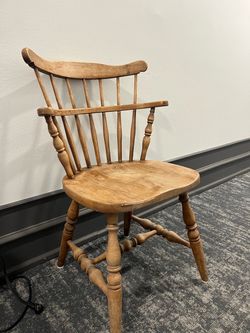 Wood chair