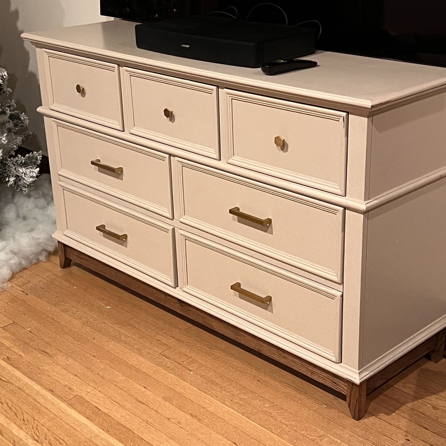 MCM 7 Drawer Dresser. 