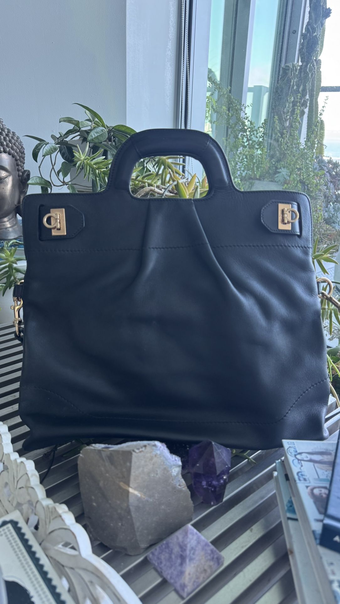 Salvatore Ferragamo Gancini Leather Tote - Elegant & Authentic π€