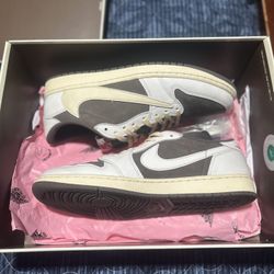 Travis Scott Reverse Mocha 