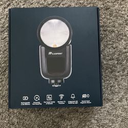 Flashpoint Zoom Li-on X R2 TTL On-Camera Round Flash Speedlight for Canon