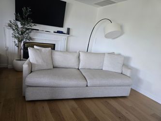 Crate Barrel Deep Sofa lounge