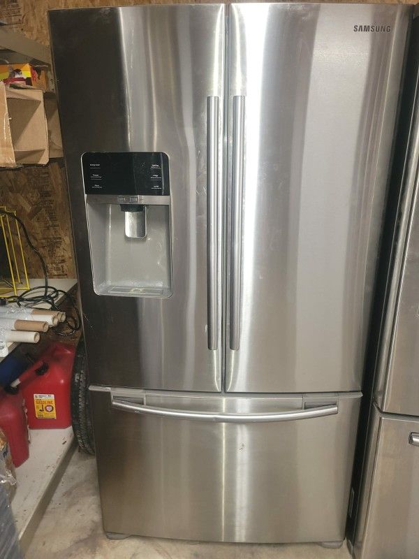 REFRIGERATOR