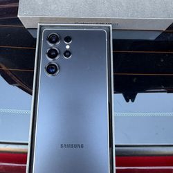 Samsung Galaxy S25 Ultra 256GB unlocked Any Carrier- Open Box Item