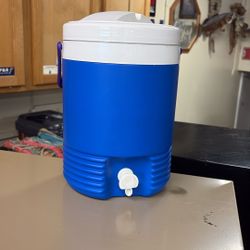Igloo Water Cooler