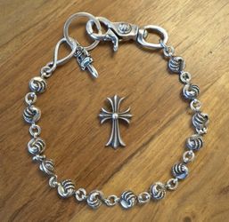 Chrome hearts small cross pendant