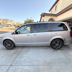 2018 Dodge Grand Caravan GT