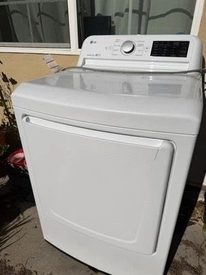 LG Dryer - 7.3 cu ft - Model DLG7101W