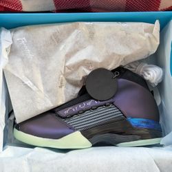 
Air Jordan 17 Retro Low 'Doernbecher
