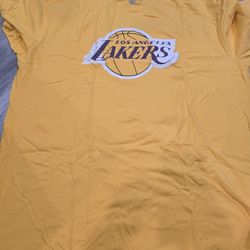 Sz3x Bundle Lakers/Aeropostale tshirts