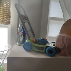 Lawn mower toy