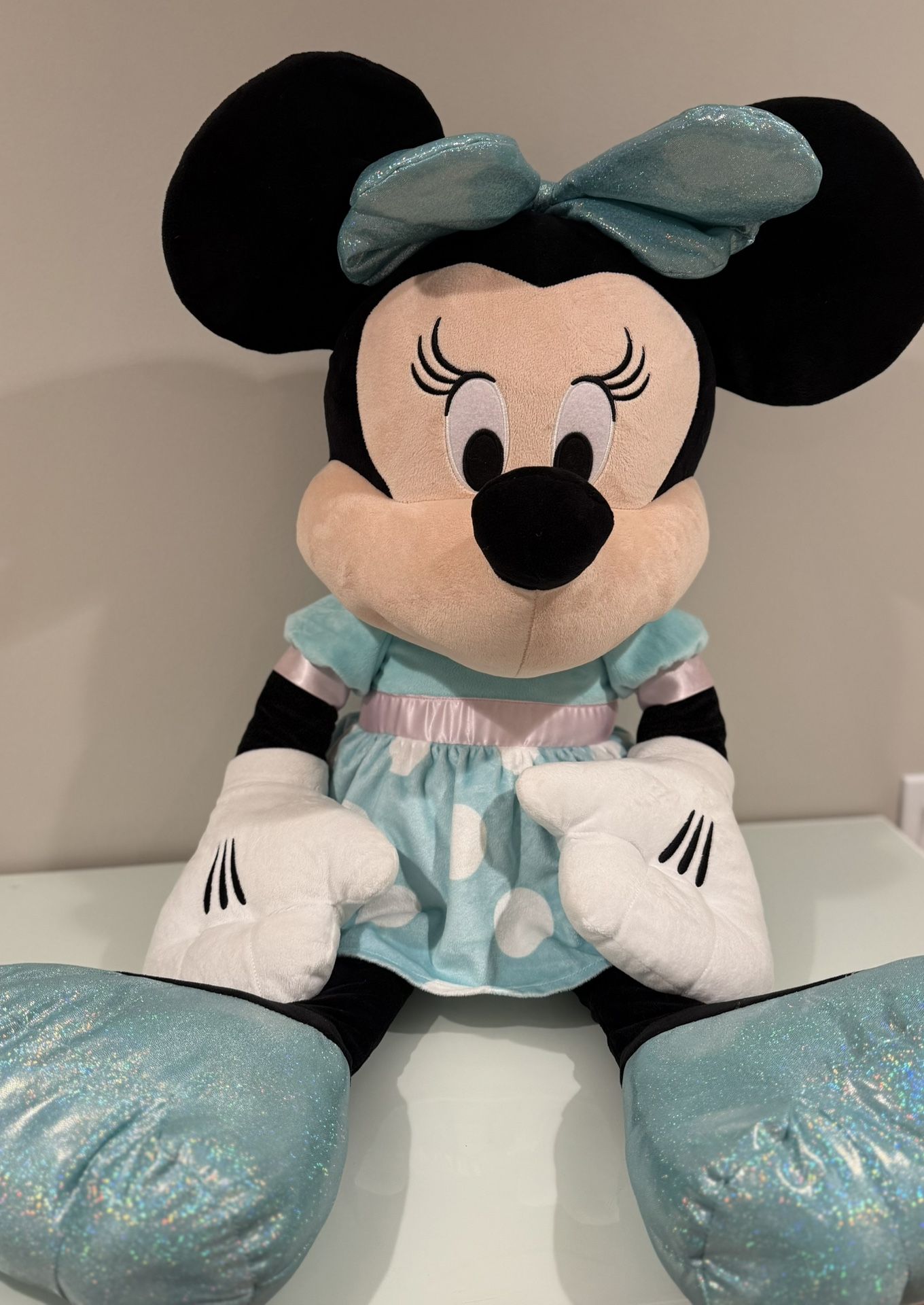 Minnie Plush And Backpack