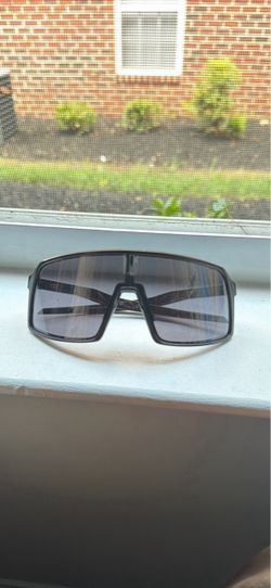 Oakley Sutro sunglasses